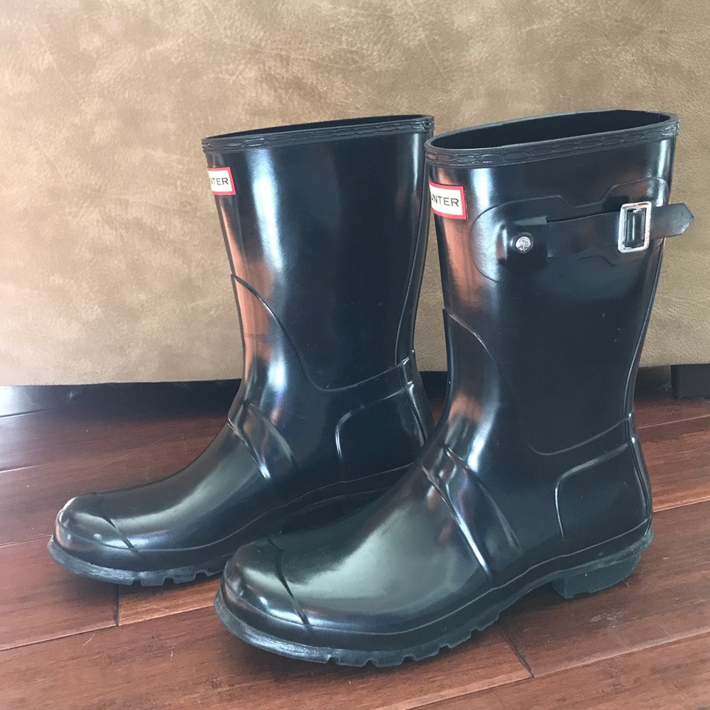 Hunter rain boots (tall)